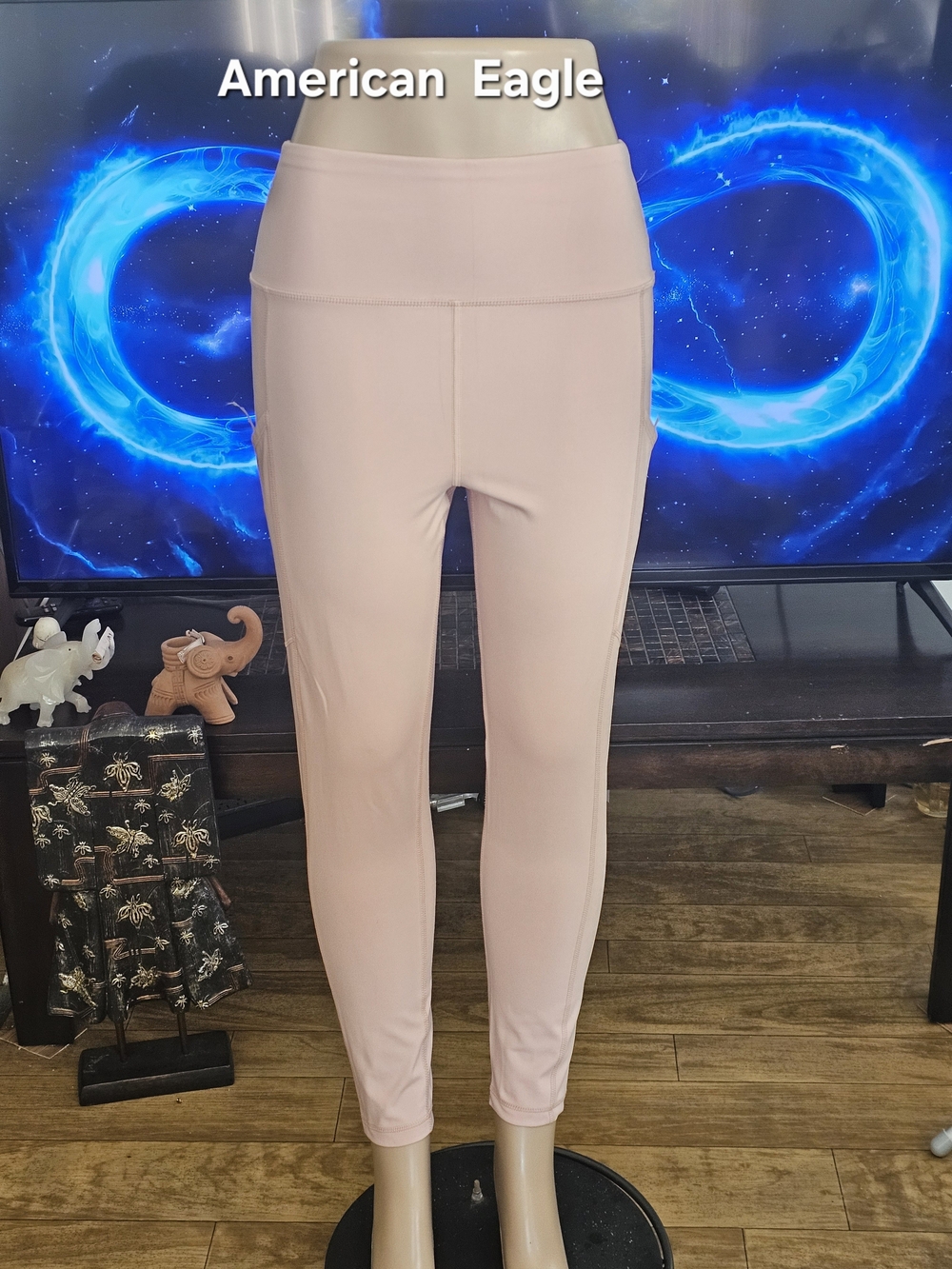 ❗️AMERICAN EAGLE Outfitters Blush Pink High-Rise Leggings . NWOT ❗️
